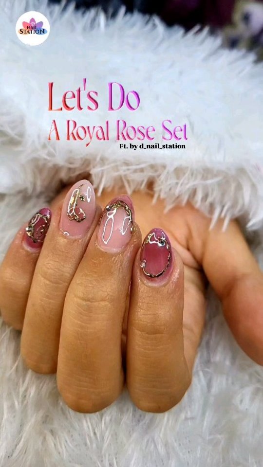 Cat eye and chrome nail set